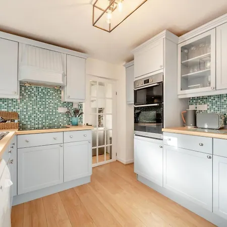 3 Bed In Oc-89526 Vakantiehuis
