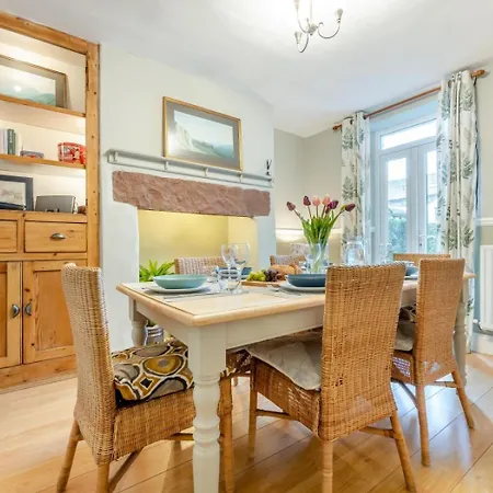3 Bed In Oc-89526