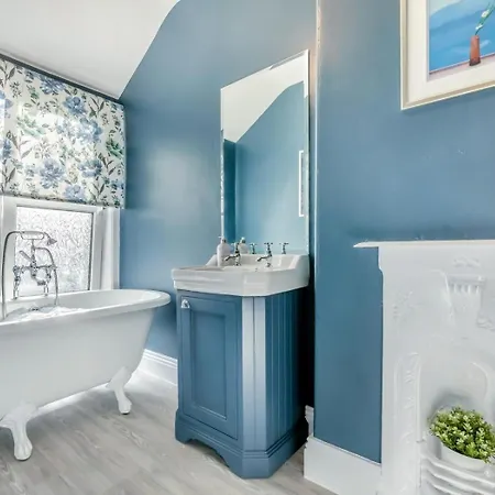 Holiday home 3 Bed In Oc-89526 *