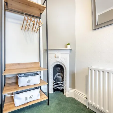 3 Bed In Oc-89526 Holiday home *